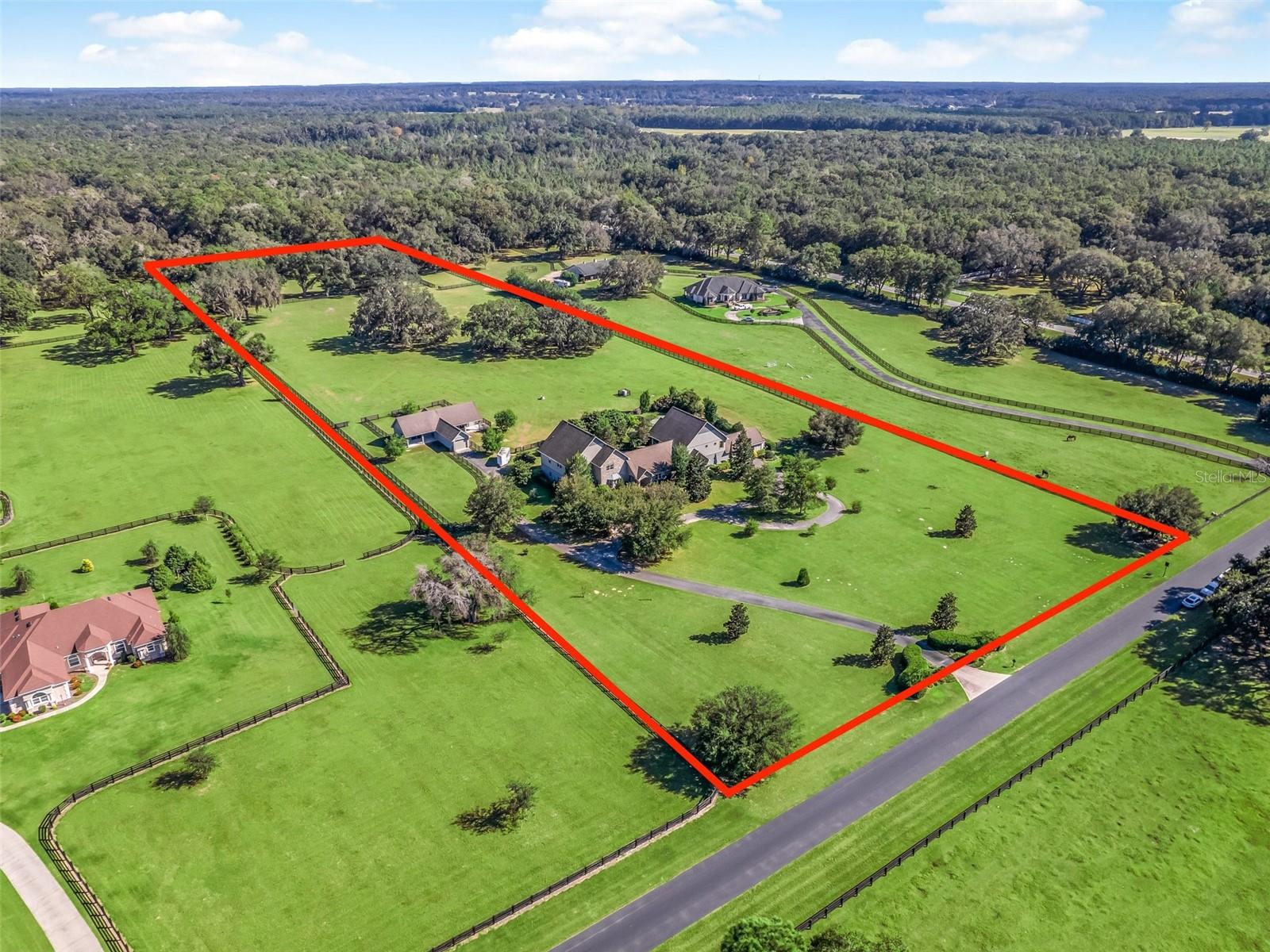 EQUINE ESTATES - Residential