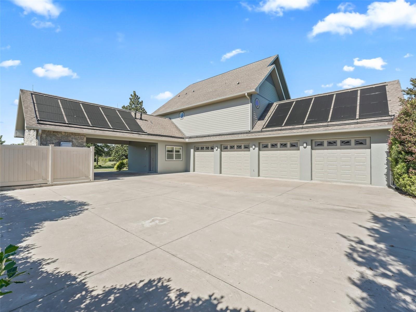 EQUINE ESTATES - Residential