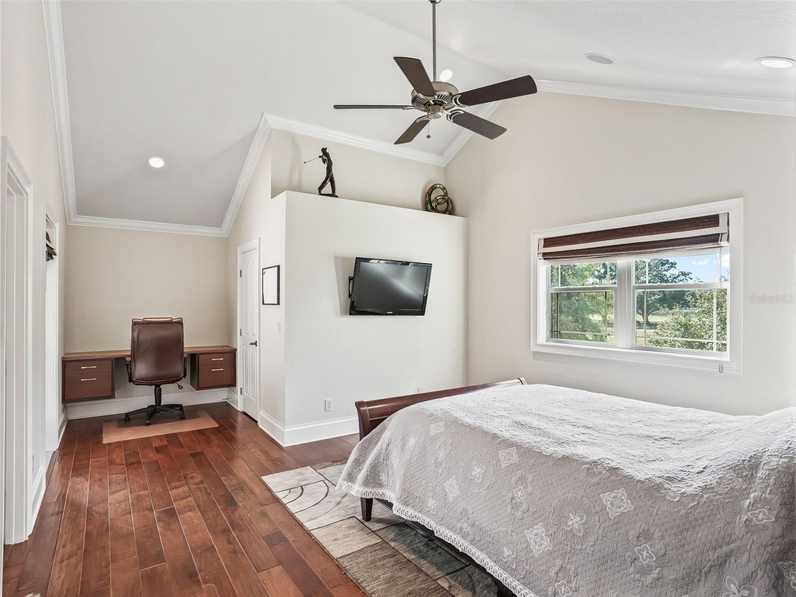 EQUINE ESTATES - Residential