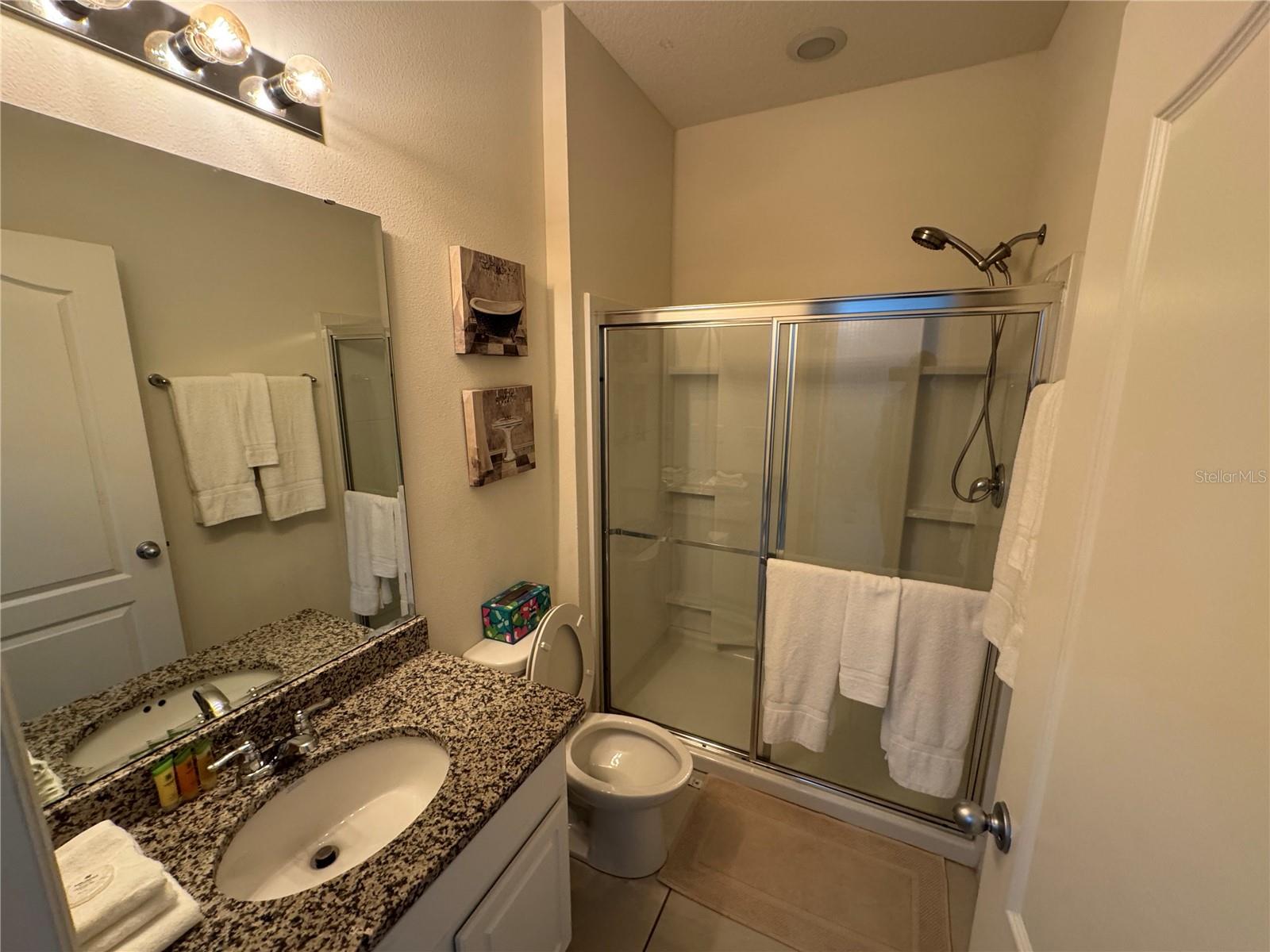 OAKMONT PH 01 - Residential