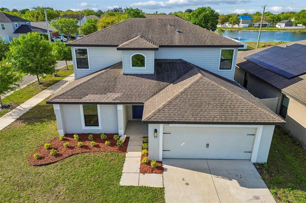 Photo of 1009 Culbreath Green Court, Ruskin, FL 33570 (MLS # TB8489156)