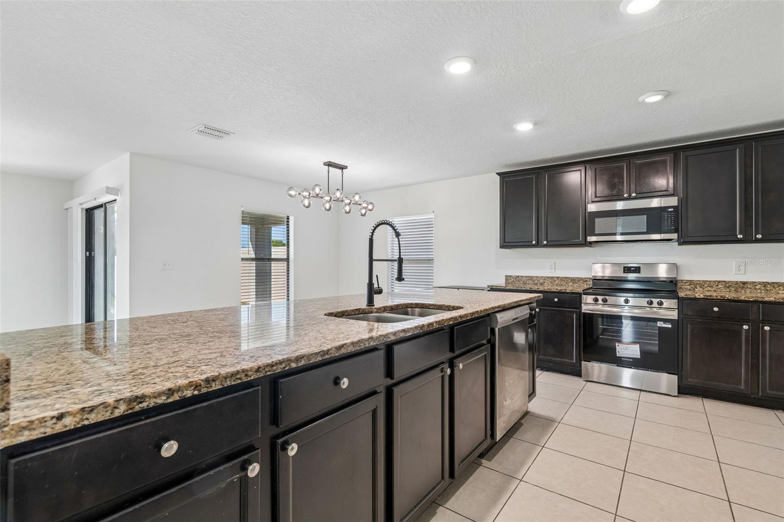 WYNNMERE WEST PH 2 & 3 - Residential