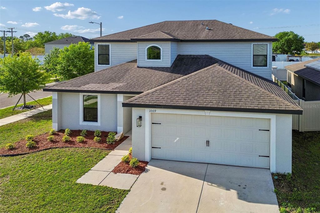 Photo of 1009 Culbreath Green Court, Ruskin, FL 33570 (MLS # TB8489156)