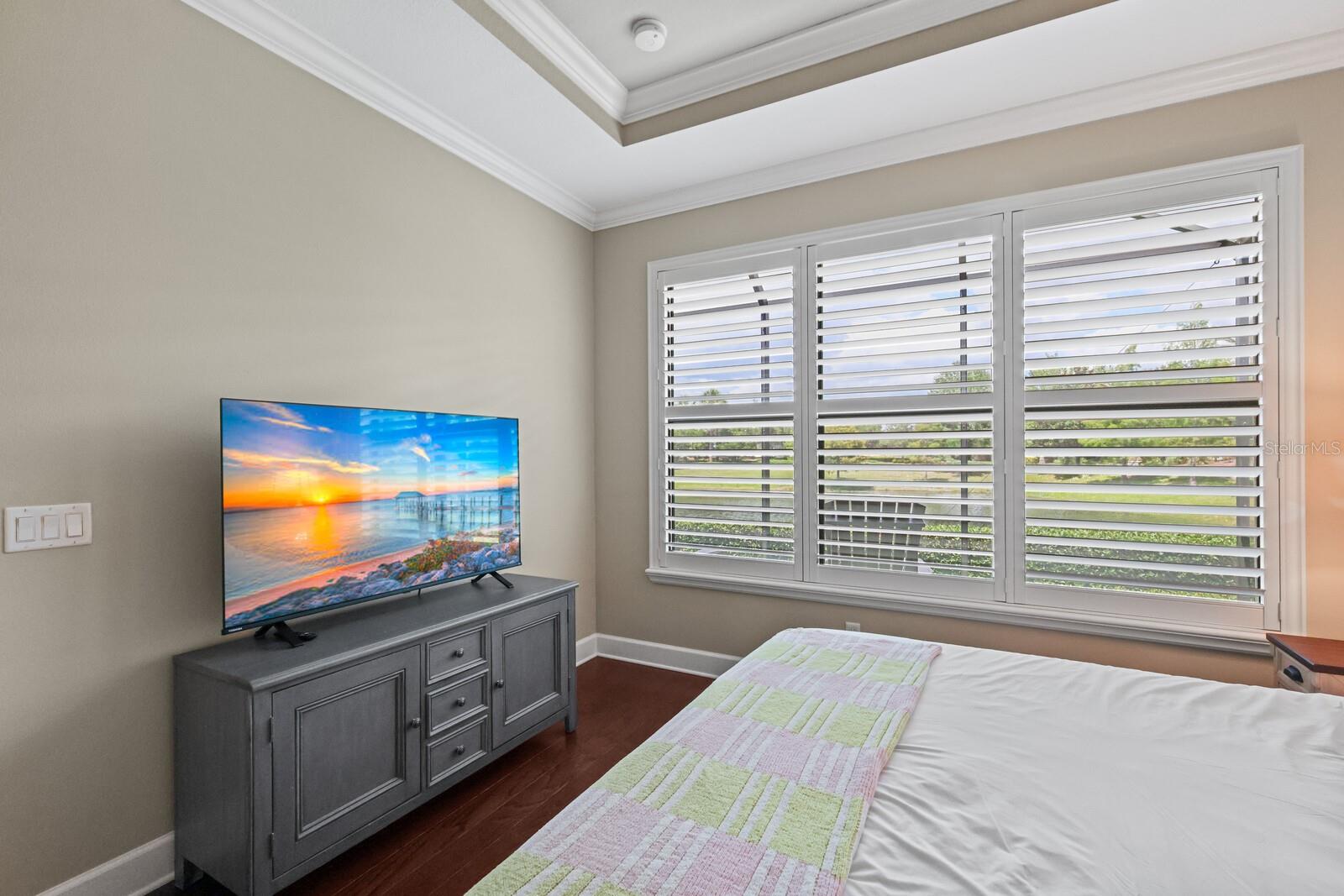 ESPLANADE - Residential Lease