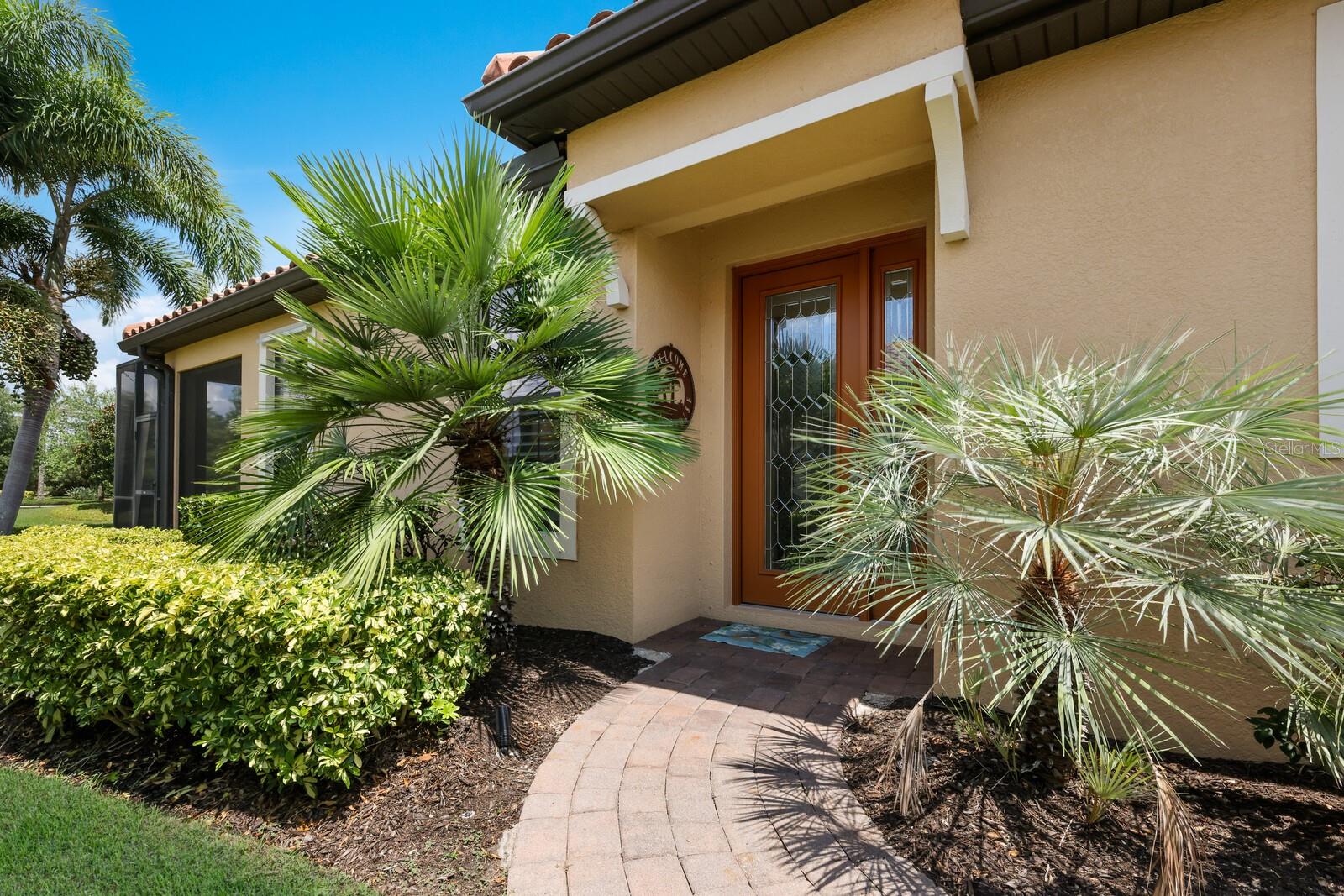 ESPLANADE - Residential Lease