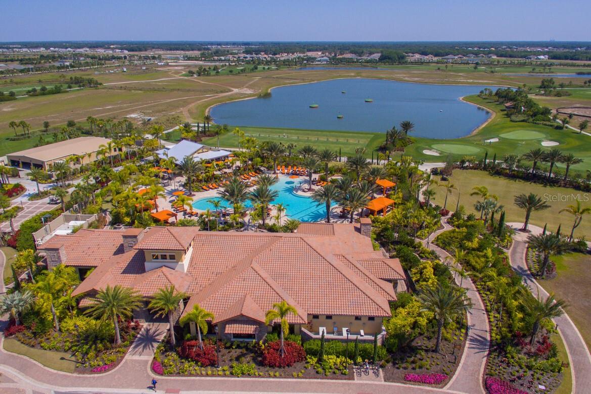 ESPLANADE - Residential Lease