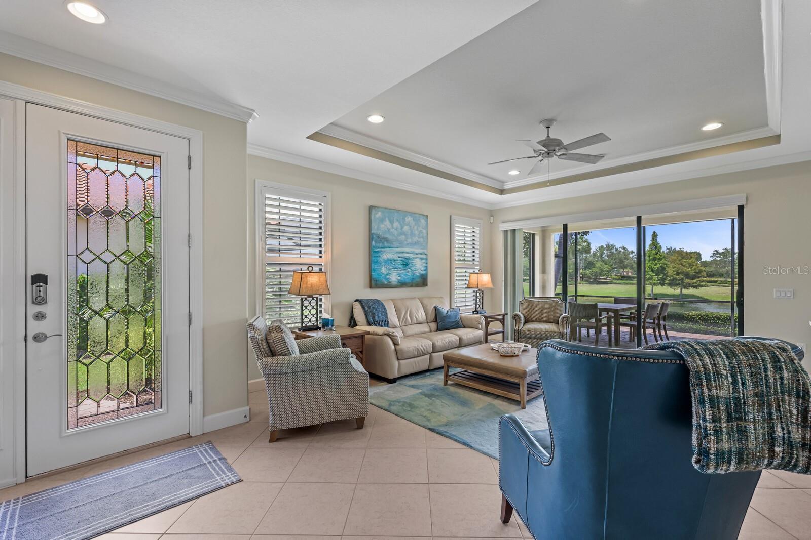 ESPLANADE - Residential Lease