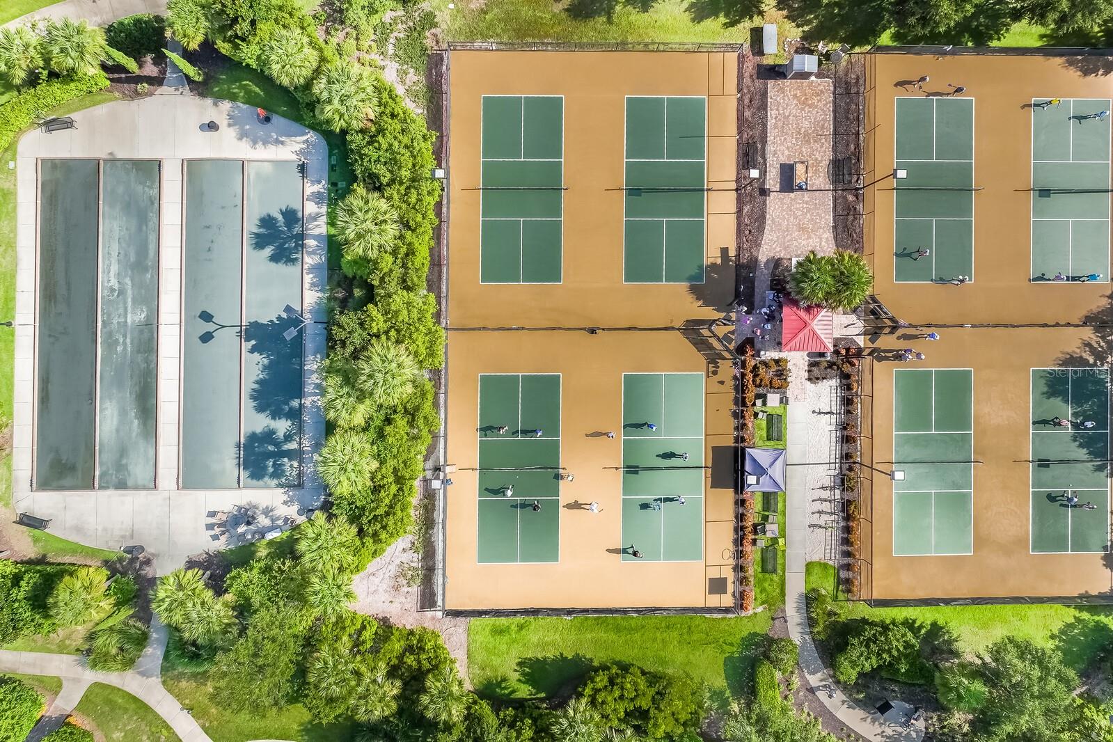 ESPLANADE - Residential Lease