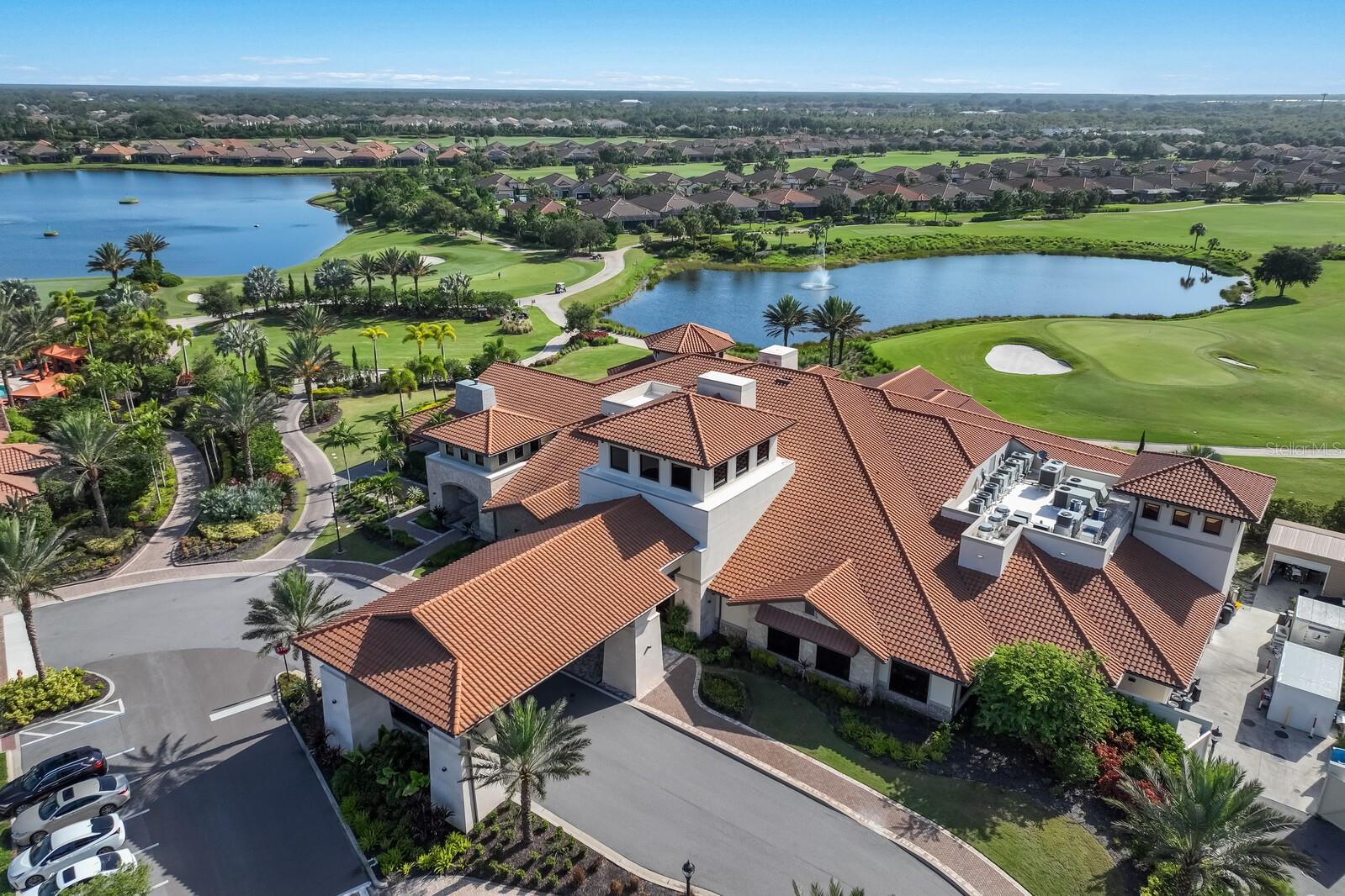 ESPLANADE - Residential Lease