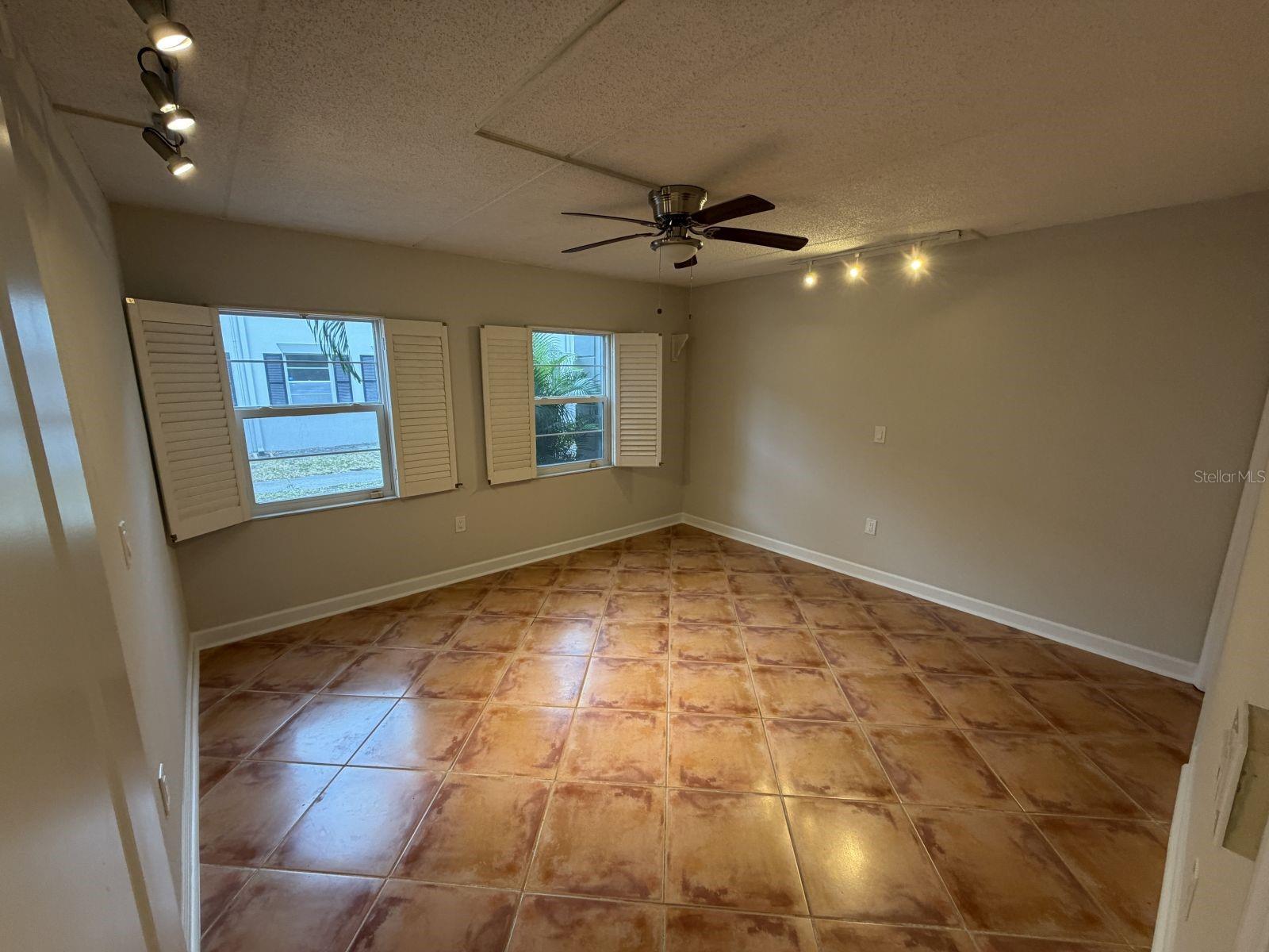 LES CHATEAUX CONDO - Residential