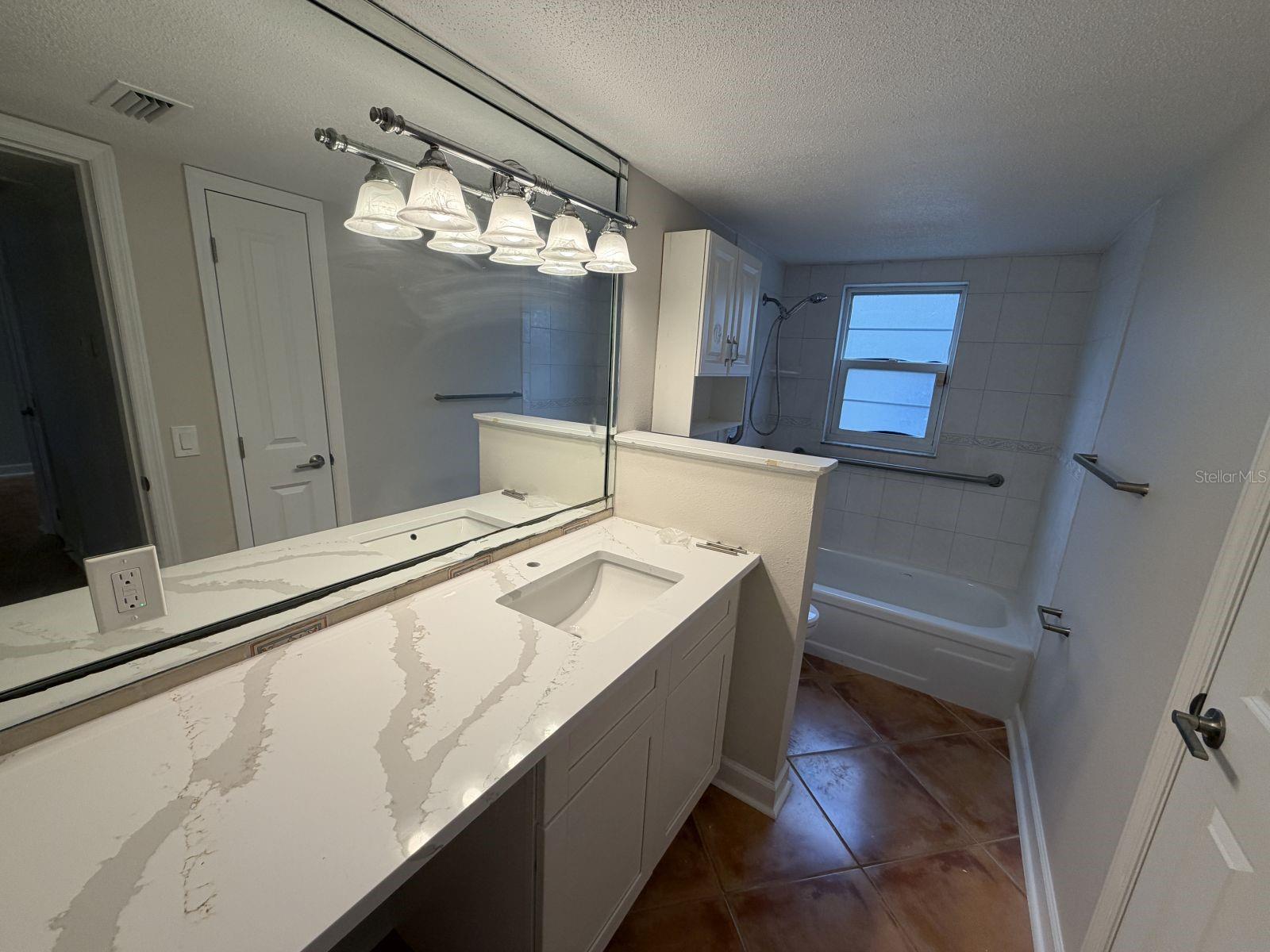 LES CHATEAUX CONDO - Residential