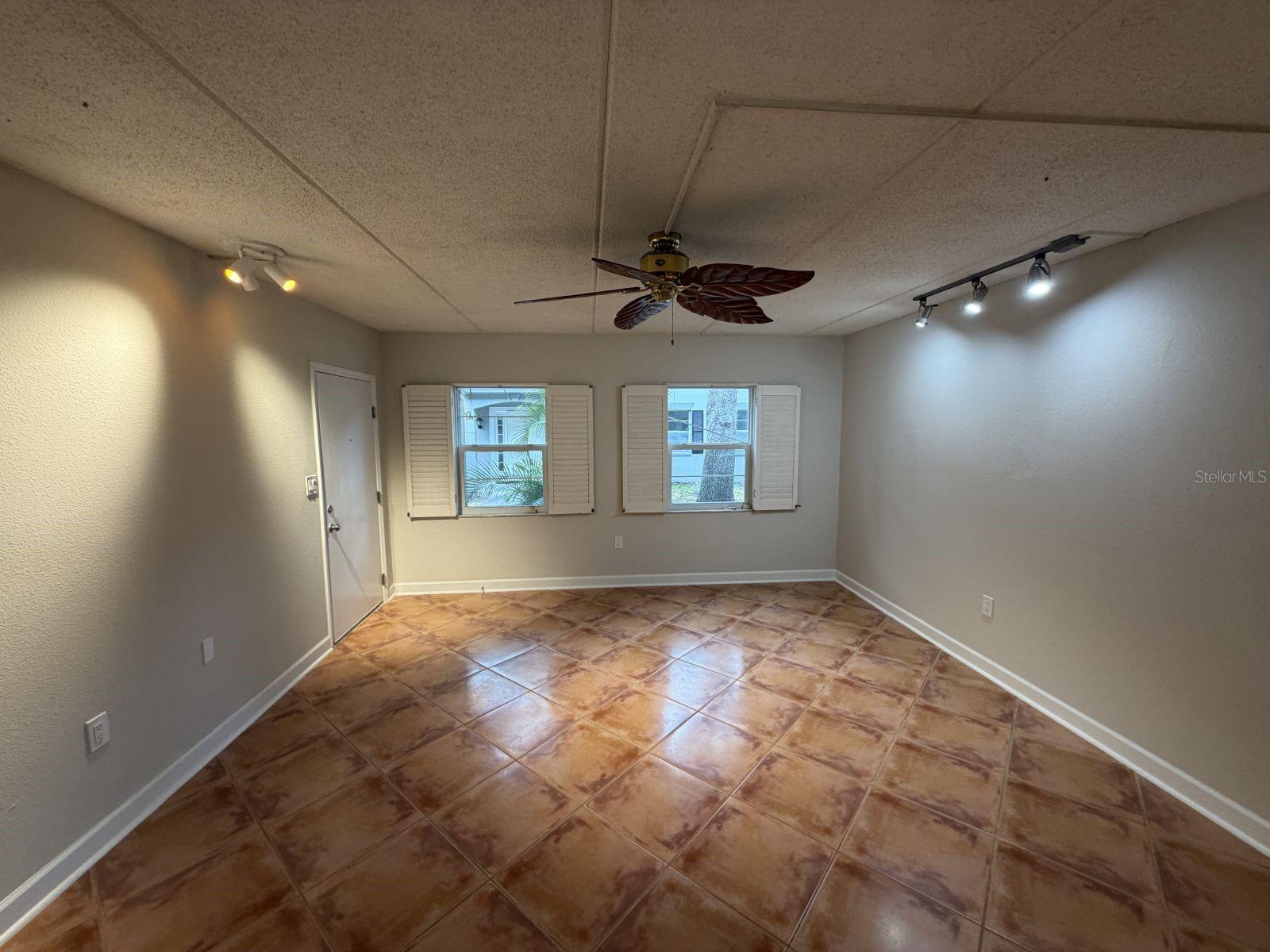 LES CHATEAUX CONDO - Residential