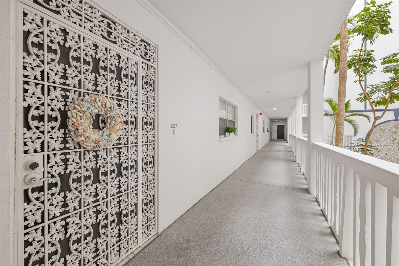 BEAU MONDE CONDO - Residential