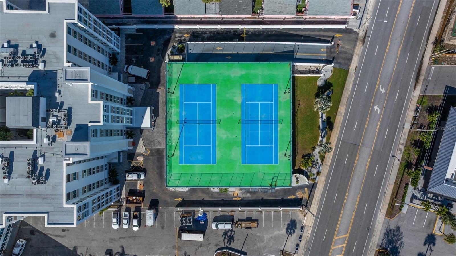 BEAU MONDE CONDO - Residential