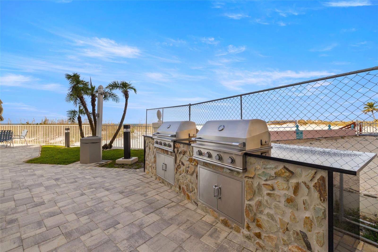 BEAU MONDE CONDO - Residential