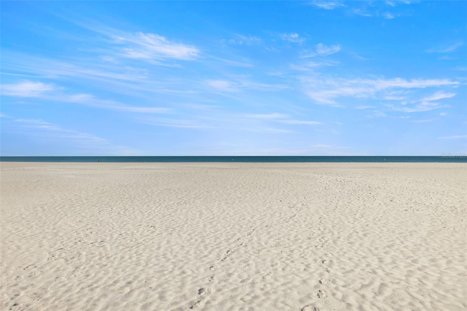 BEAU MONDE CONDO - Residential