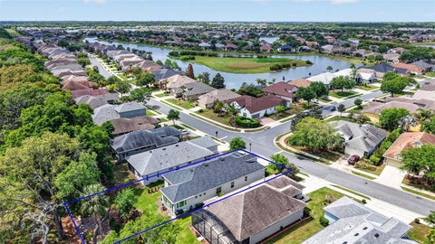 Tiny photo for 8228 Bridgeport Bay Circle, Mount Dora, FL 32757 (MLS # G5110505)