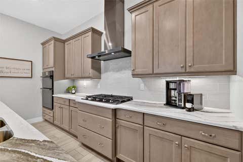 Tiny photo for 8228 Bridgeport Bay Circle, Mount Dora, FL 32757 (MLS # G5110505)