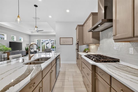Tiny photo for 8228 Bridgeport Bay Circle, Mount Dora, FL 32757 (MLS # G5110505)