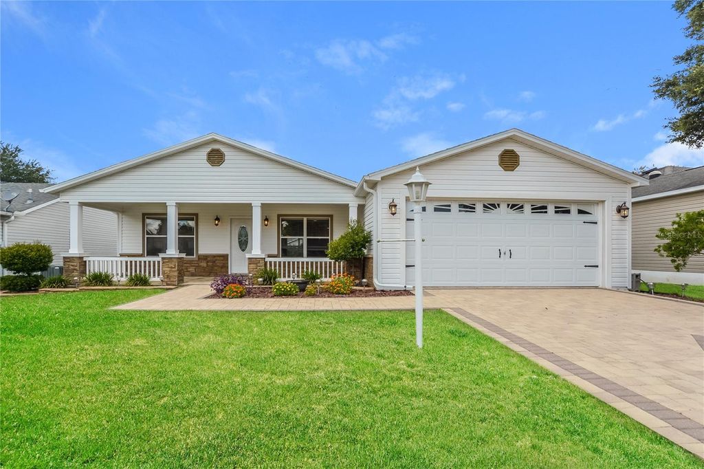 Photo of 1273 Fort Lawn Loop, The Villages, FL 32162 (MLS # TB8441387)