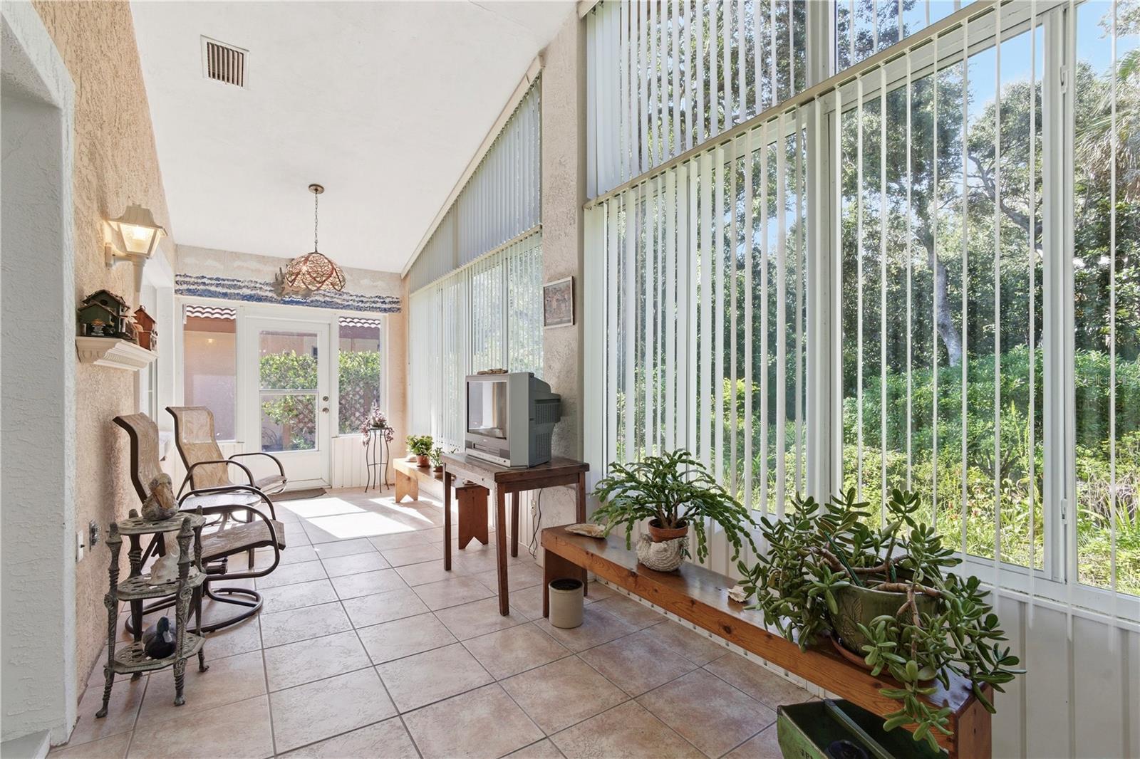 LAKESIDE MATANZAS SHORES - Residential