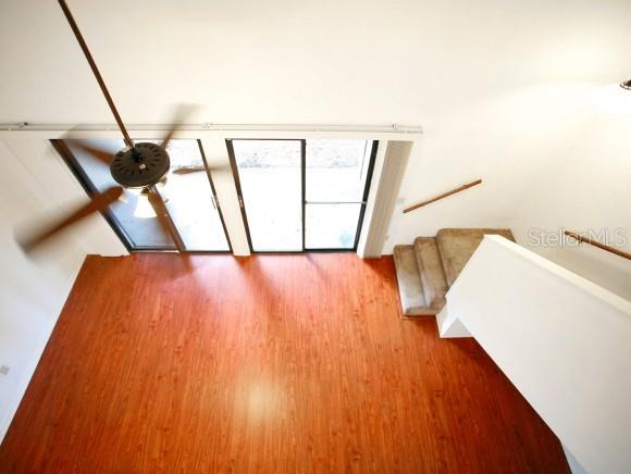 WOODSIDE VILLAS - Residential Lease