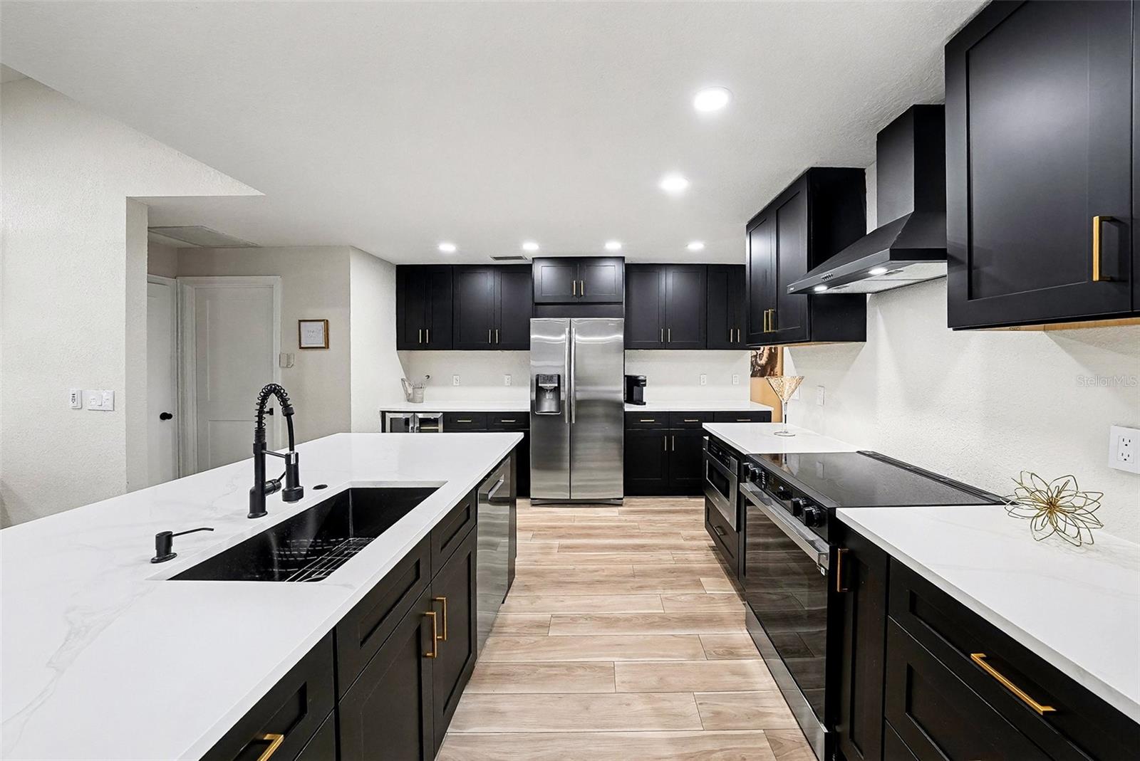 COUNTRYWAY PRCL B TRCT 13 & 14 - Residential