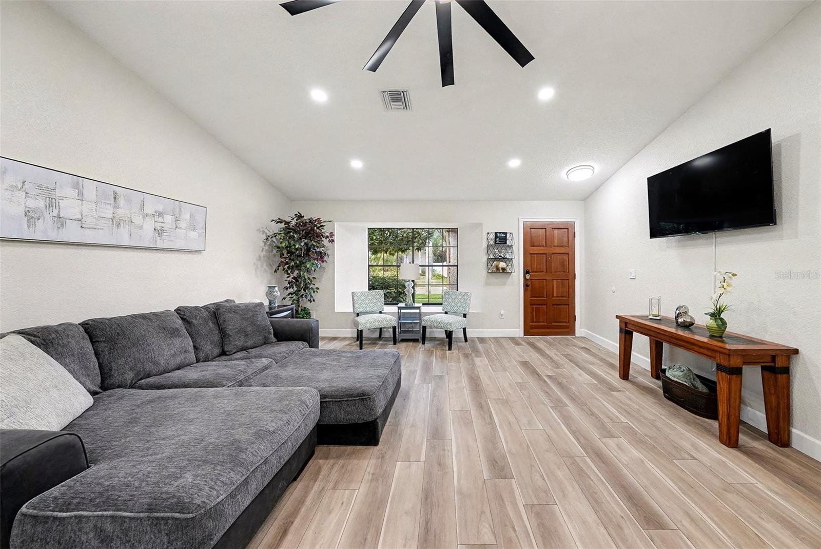 11325 GLENMONT DRIVE