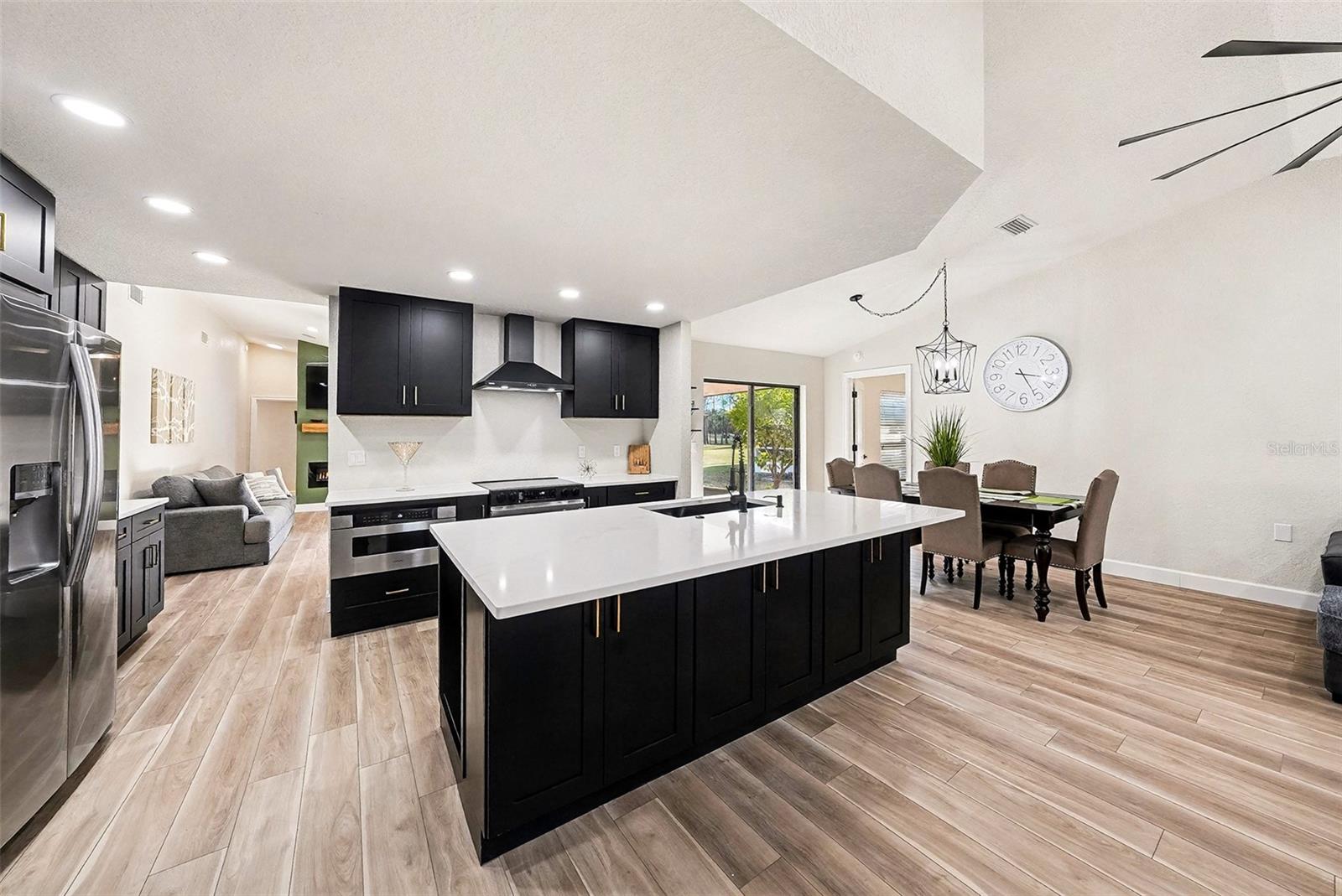 COUNTRYWAY PRCL B TRCT 13 & 14 - Residential