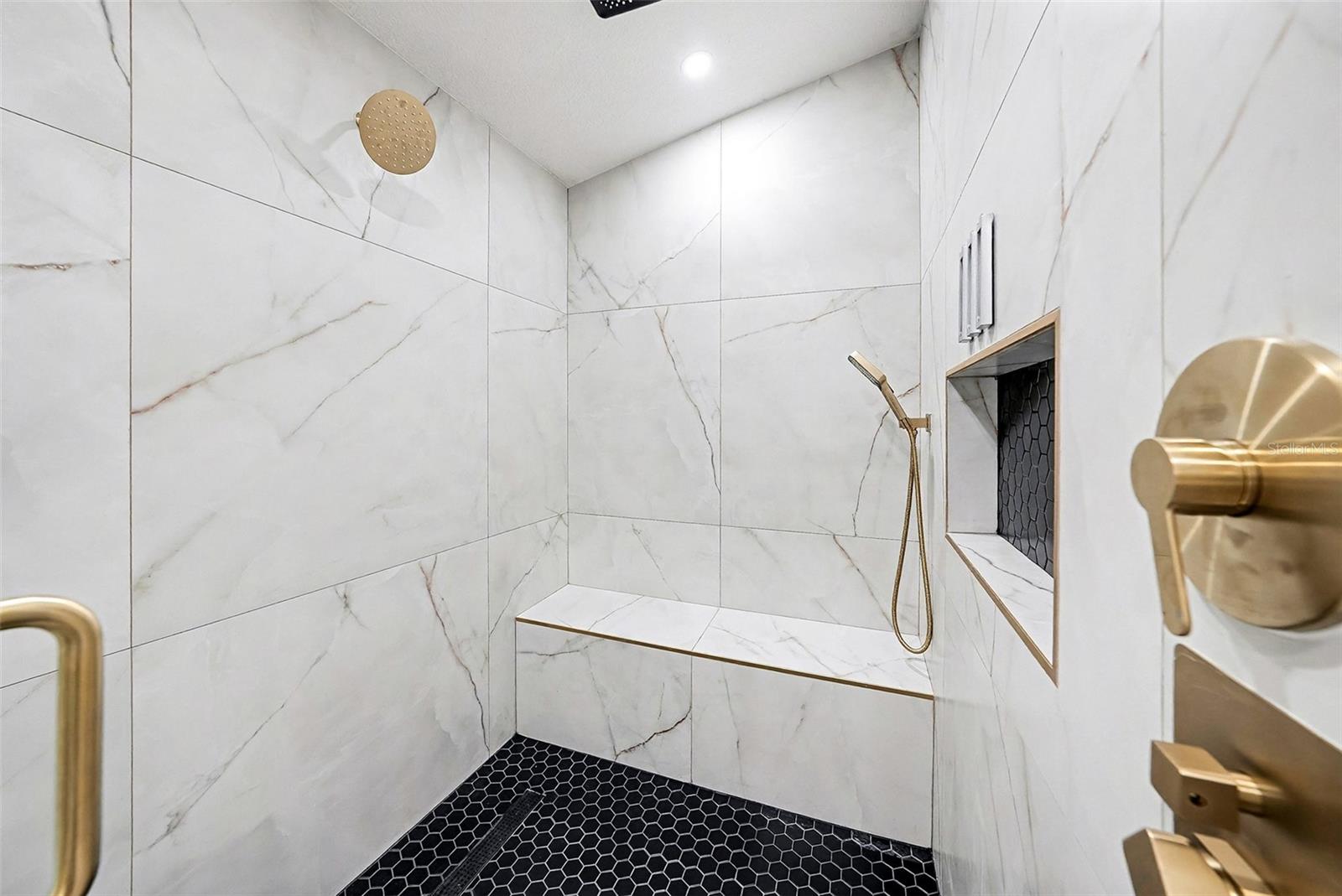 COUNTRYWAY PRCL B TRCT 13 & 14 - Residential