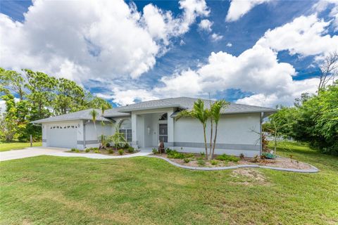 A home in PORT CHARLOTTE