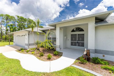 A home in PORT CHARLOTTE