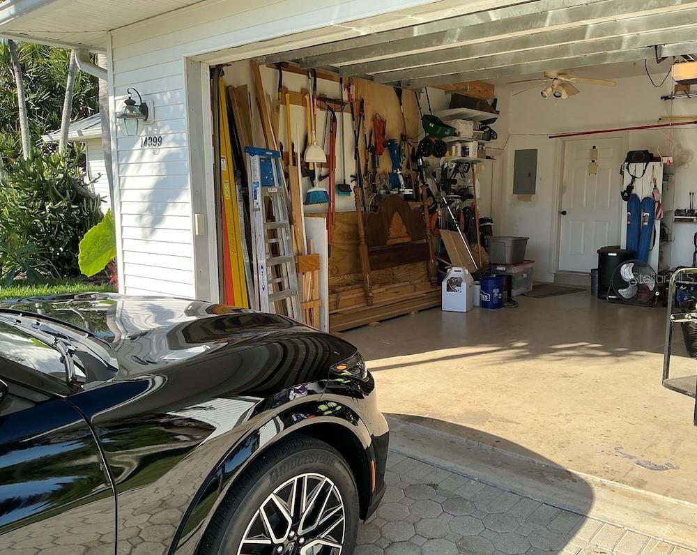 ALDEN PINES FIRST ADD - Residential