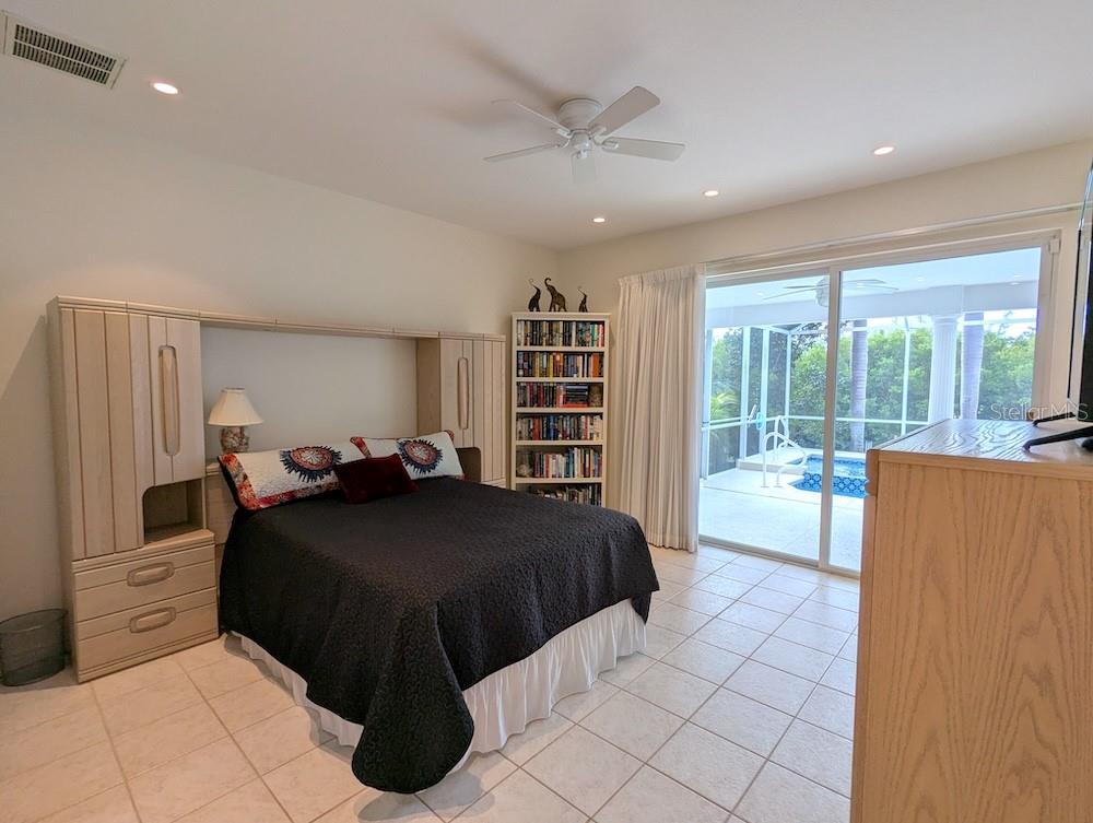 ALDEN PINES FIRST ADD - Residential