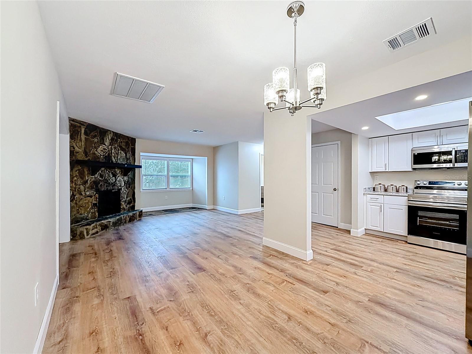 HALO HILLS UNREC SUB - Residential