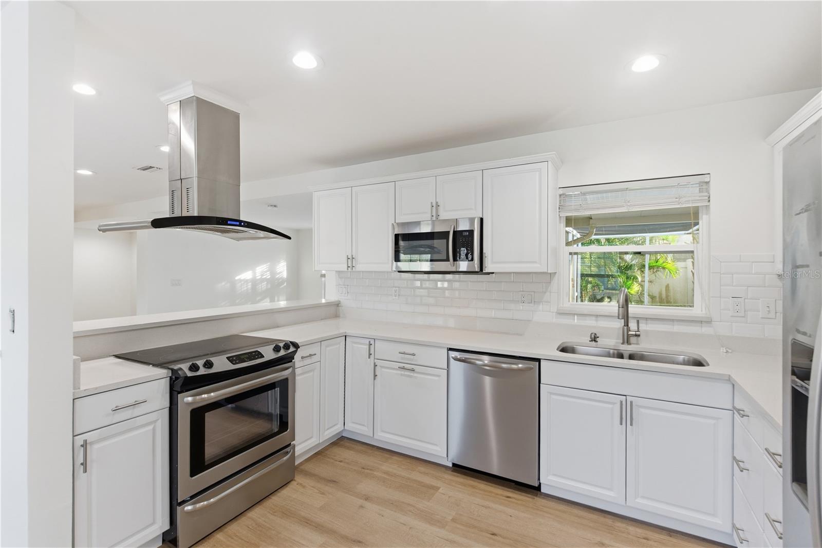 327 SUNNY LANE