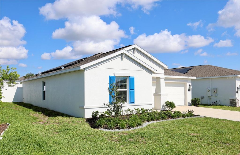 Photo of 965 Laurel View Way, Groveland, FL 34736 (MLS # G5112514)