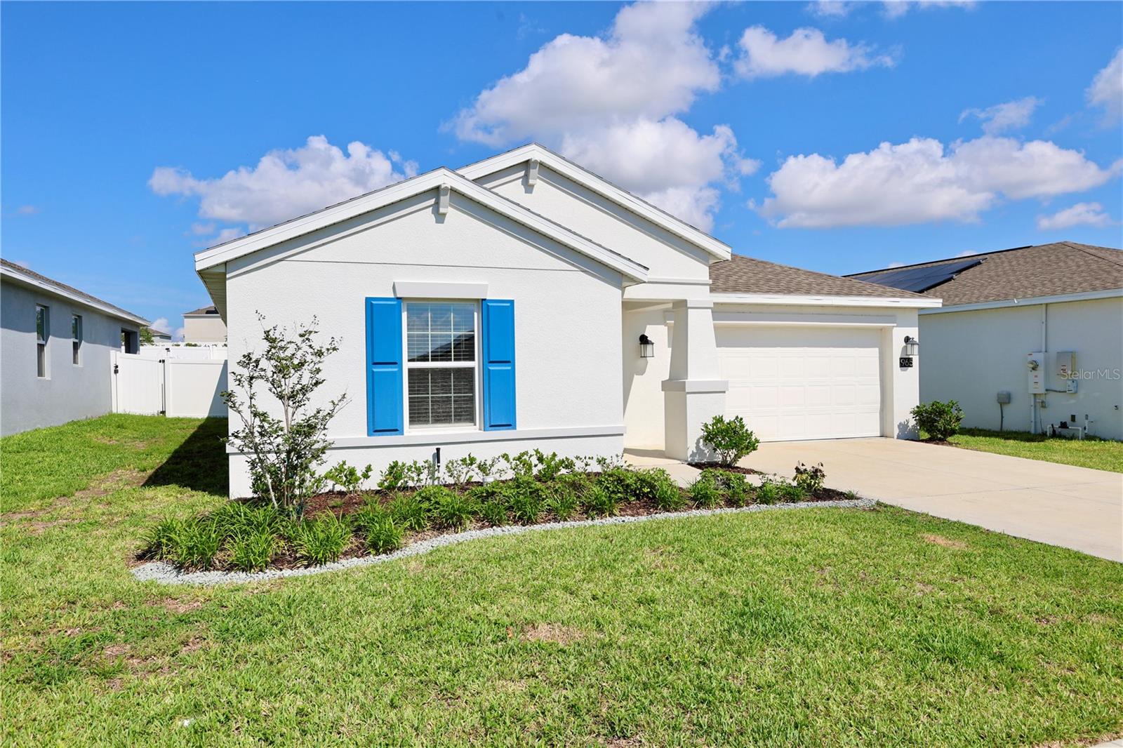 965 LAUREL VIEW WAY