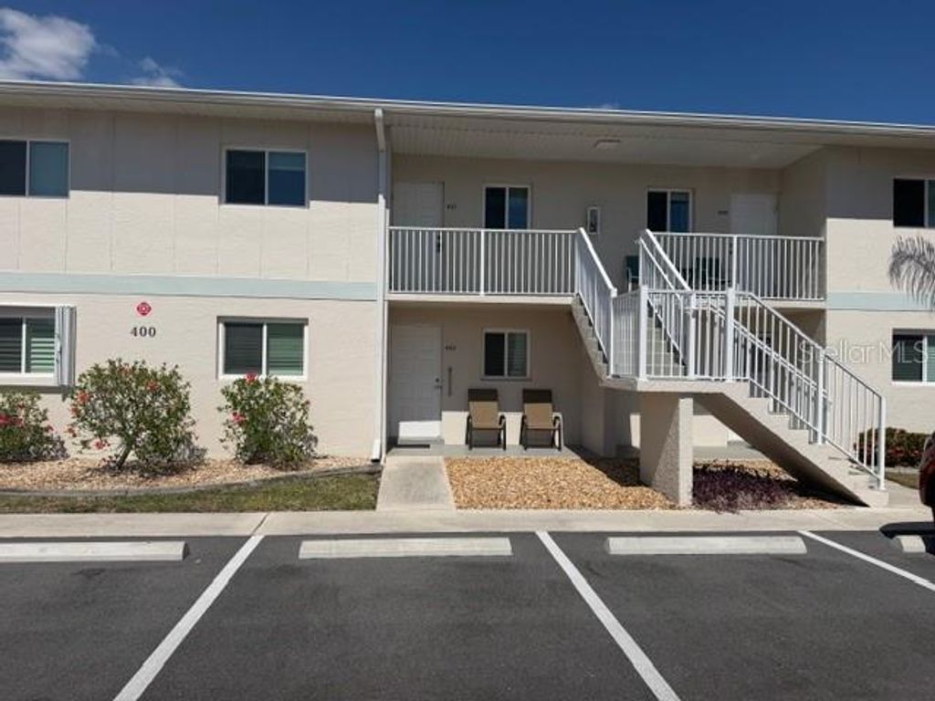 Photo of 12538 SW Kingsway Circle #403, Lake Suzy, FL 34269 (MLS # D6147308)