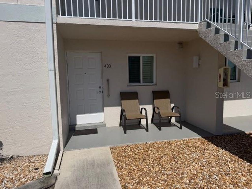 Photo of 12538 SW Kingsway Circle #403, Lake Suzy, FL 34269 (MLS # D6147308)