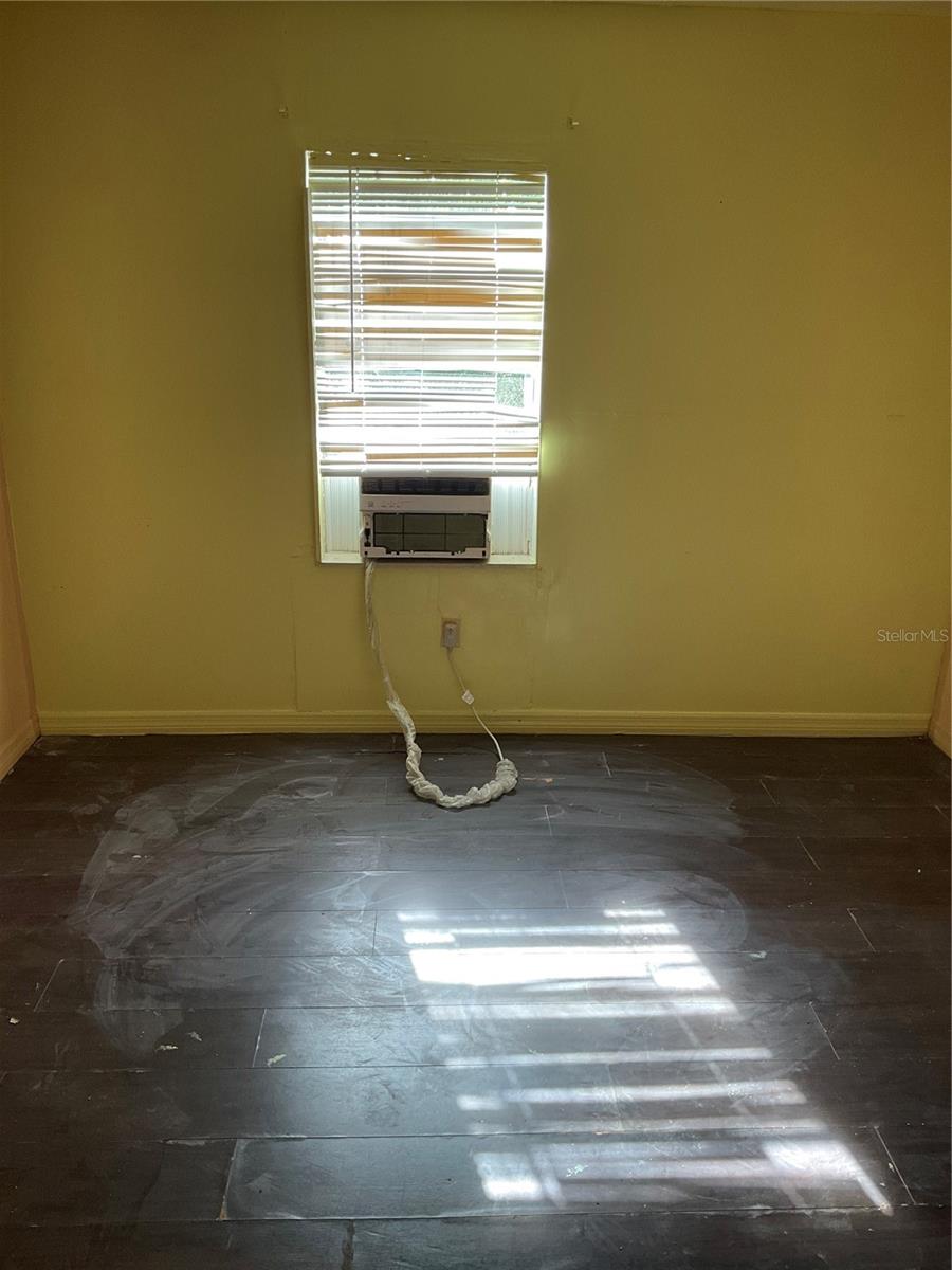 WILSON MAZE - Residential