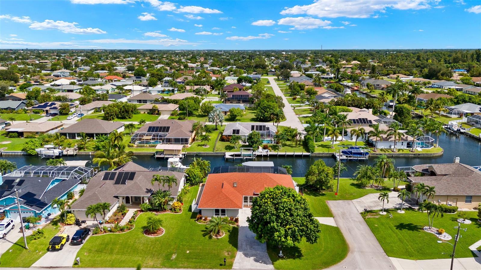 CAPE CORAL - Residential