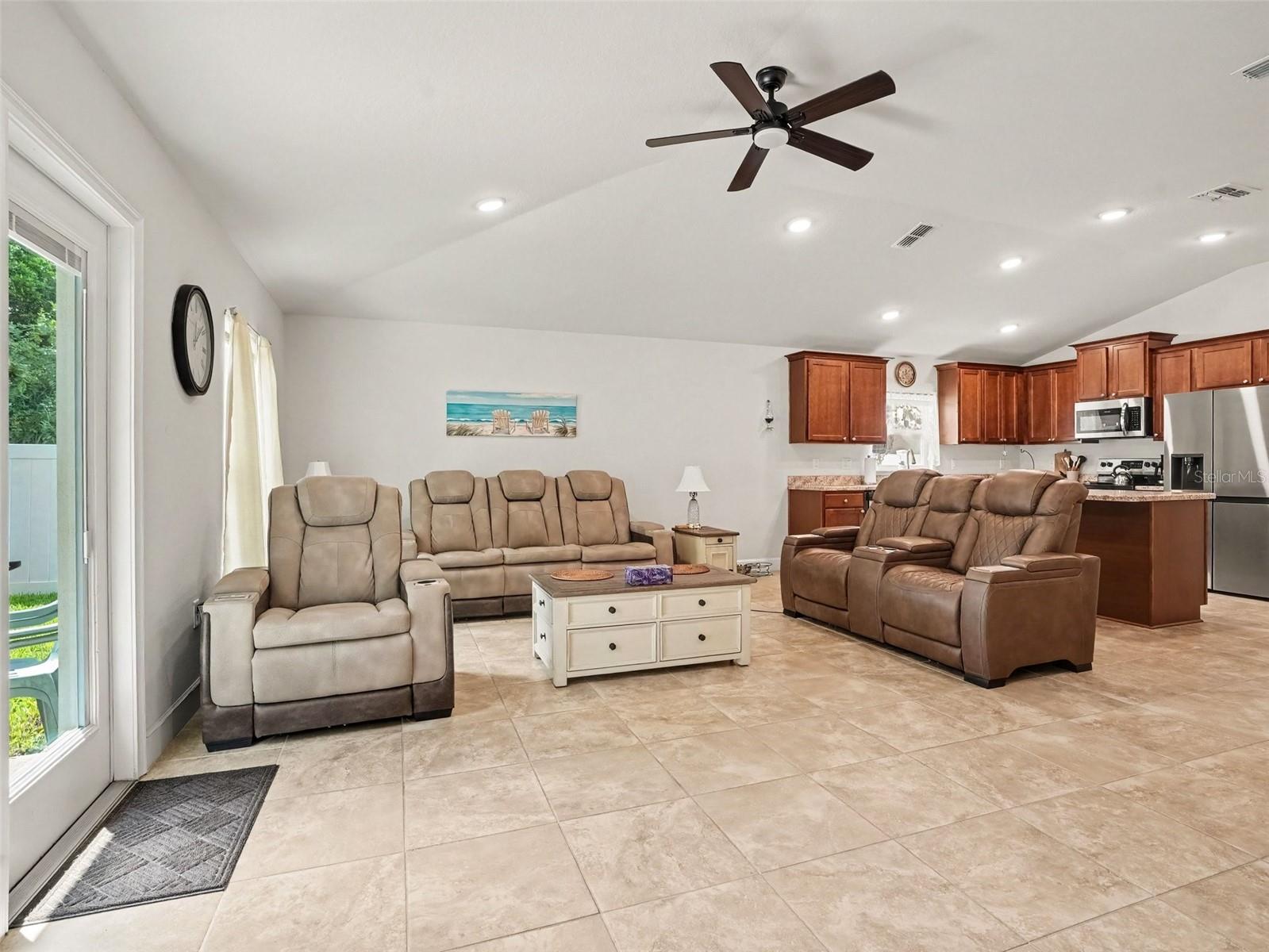 256 KRENSON BAY LOOP