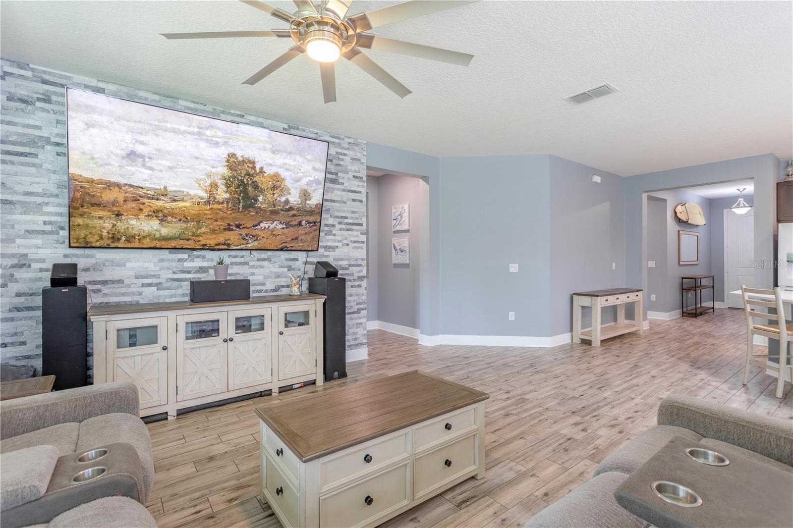 ORCHARD PK/STILLWATER XING - Residential