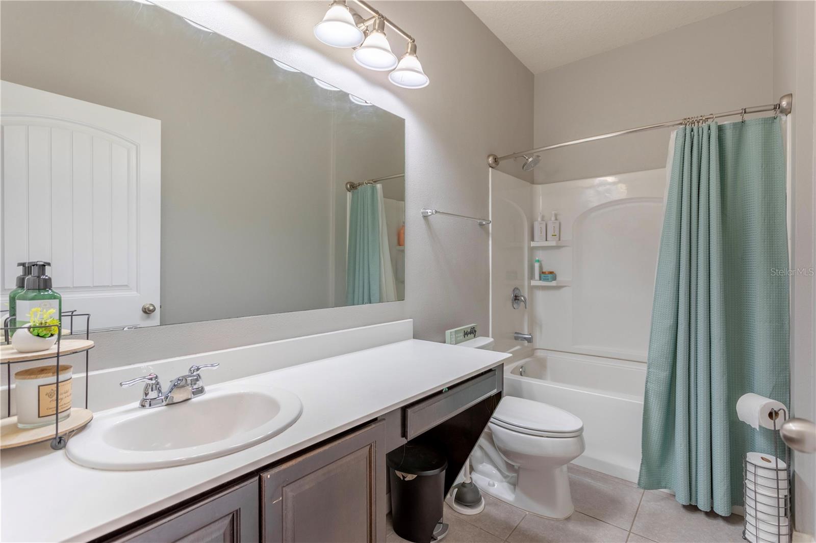 ORCHARD PK/STILLWATER XING - Residential