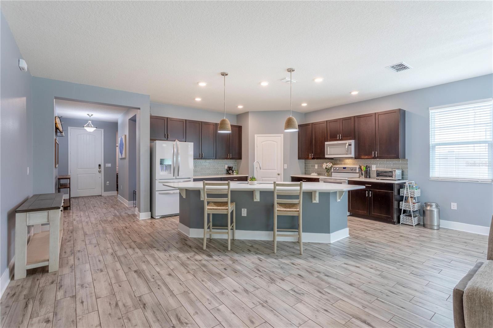 ORCHARD PK/STILLWATER XING - Residential