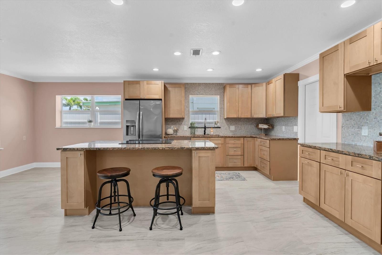 538 CRYSTAL DRIVE