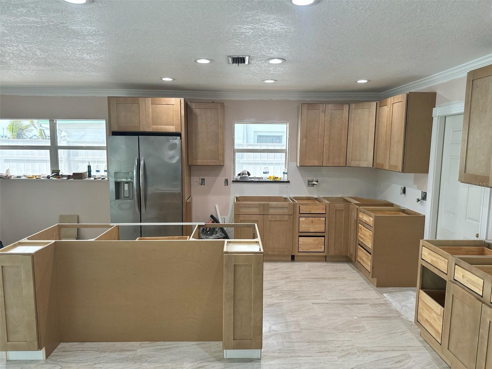 538 CRYSTAL DRIVE