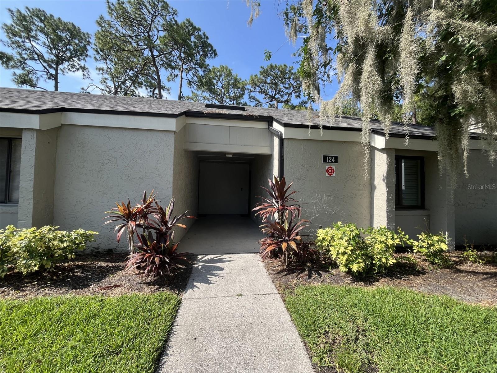 124 SPRINGWOOD CIRCLE B