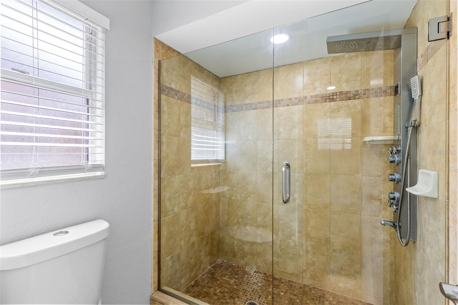 SWEETWATER OAKS SEC 08 - Residential